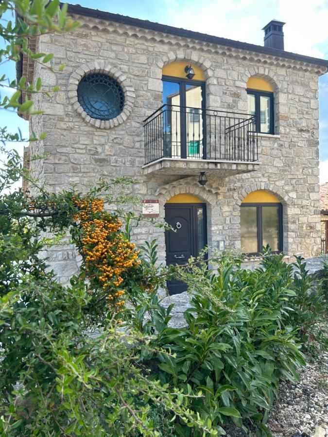 Dimora Rurale Valerio Bed & Breakfast Cercemaggiore Exterior photo