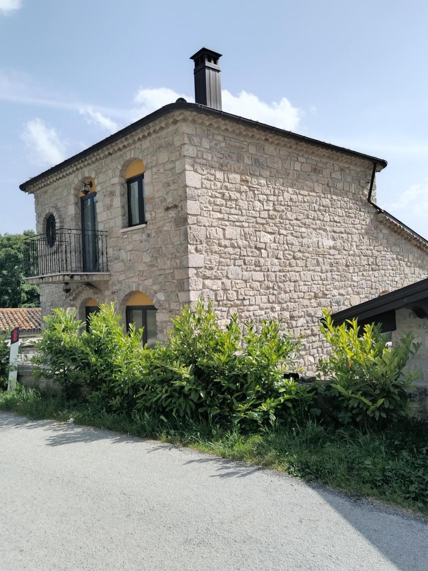 Dimora Rurale Valerio Bed & Breakfast Cercemaggiore Exterior photo
